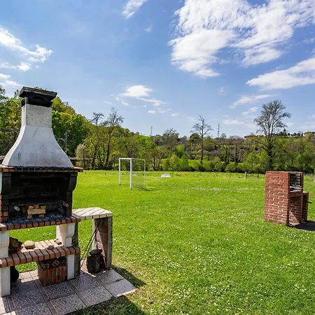 Casa de Campo Huerta El Pozu